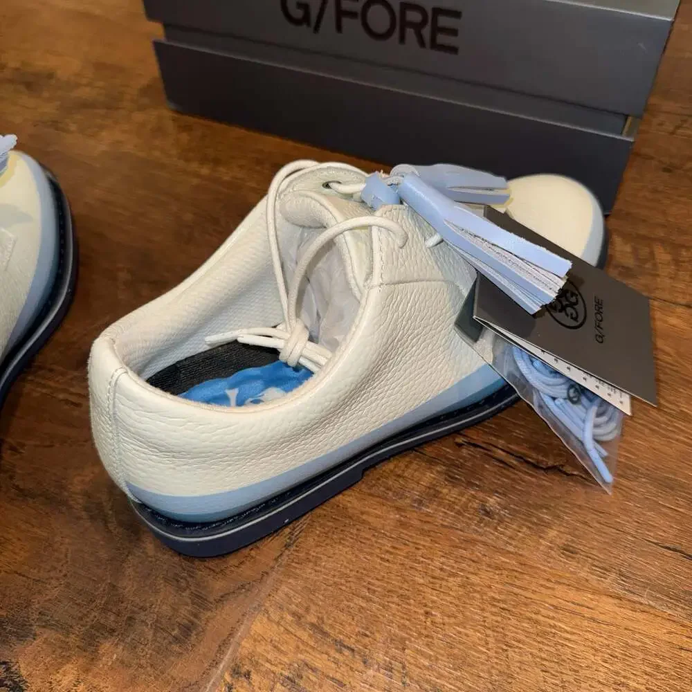 G/FORE Women's Tassel Tuxedo Gallivanter Golf Shoes - Snow/Cielo Size 6